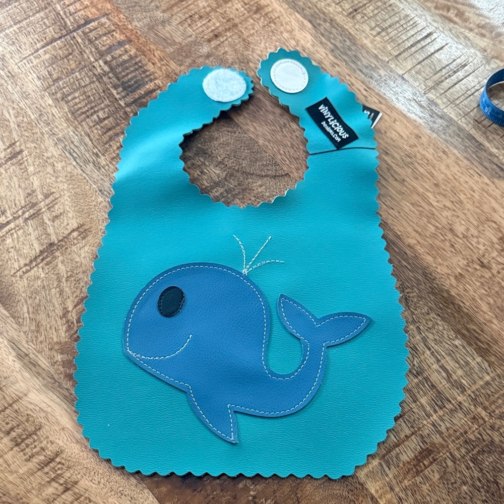 Vinylicious Whale-Themed Blue Baby Bib NWT